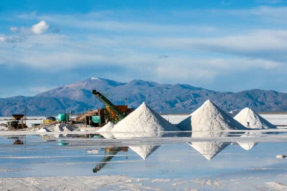 Image of lithium salt mining at Salinas Grandes on Argentina Andes. Image by Ksenia Rogozina at Shuttlestock